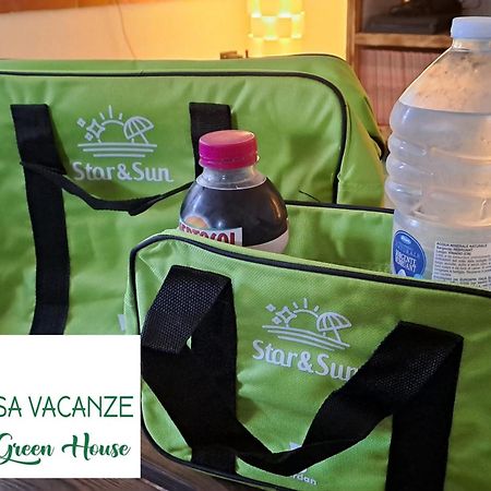 Casa Vacanze Green House テッラジーニ エクステリア 写真