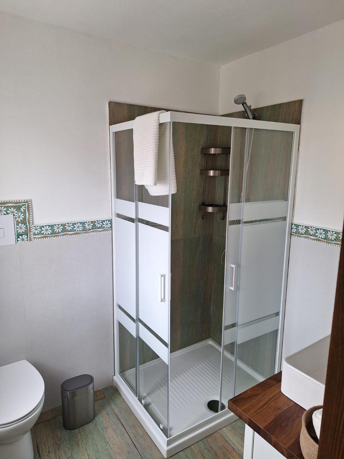 Casa Vacanze Green House テッラジーニ エクステリア 写真