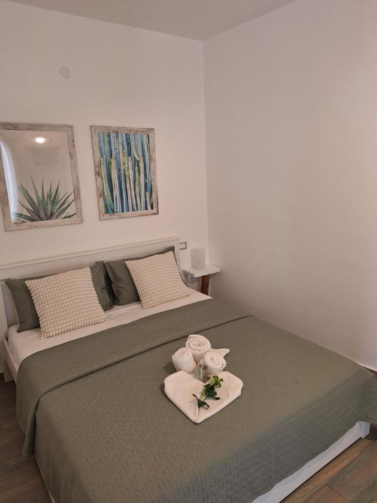 Casa Vacanze Green House テッラジーニ エクステリア 写真