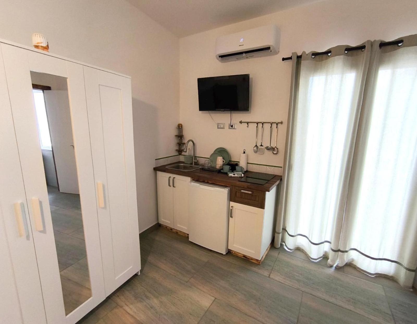 Casa Vacanze Green House テッラジーニ エクステリア 写真
