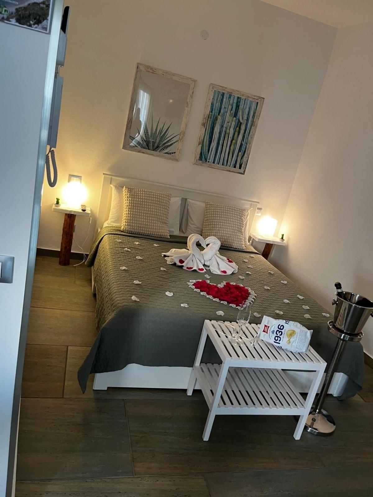Casa Vacanze Green House テッラジーニ エクステリア 写真