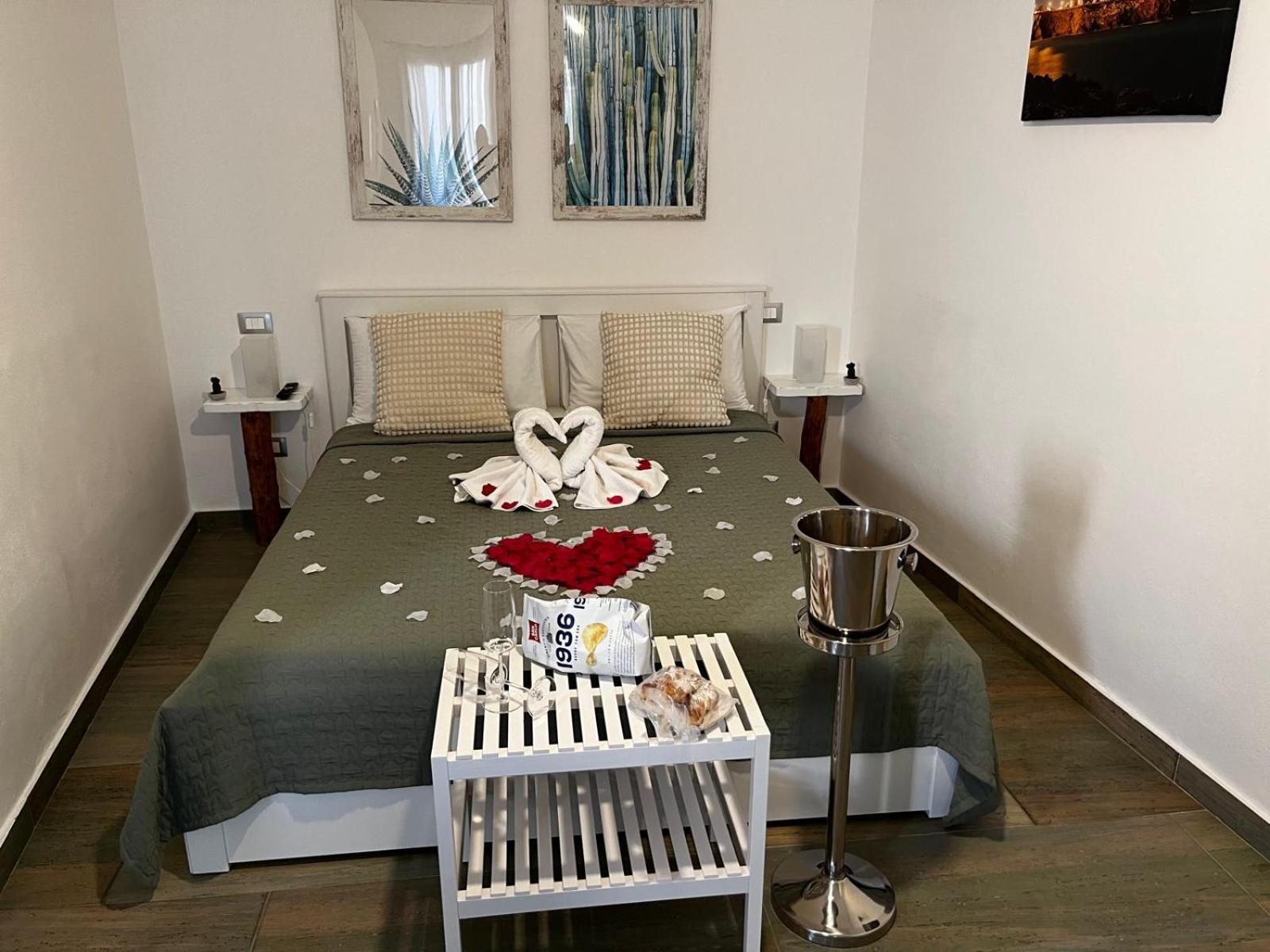 Casa Vacanze Green House テッラジーニ エクステリア 写真
